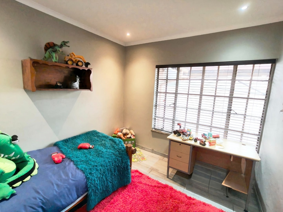 3 Bedroom Property for Sale in Vaalpark Free State